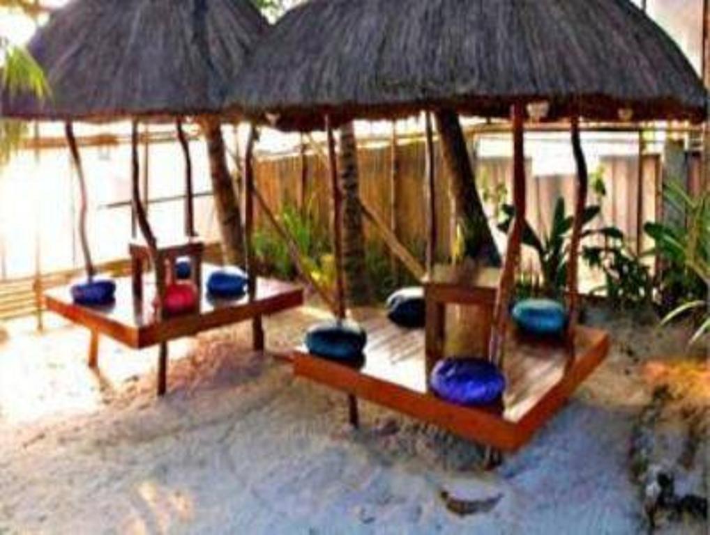 Отель Residencia Boracay Balabag  Экстерьер фото