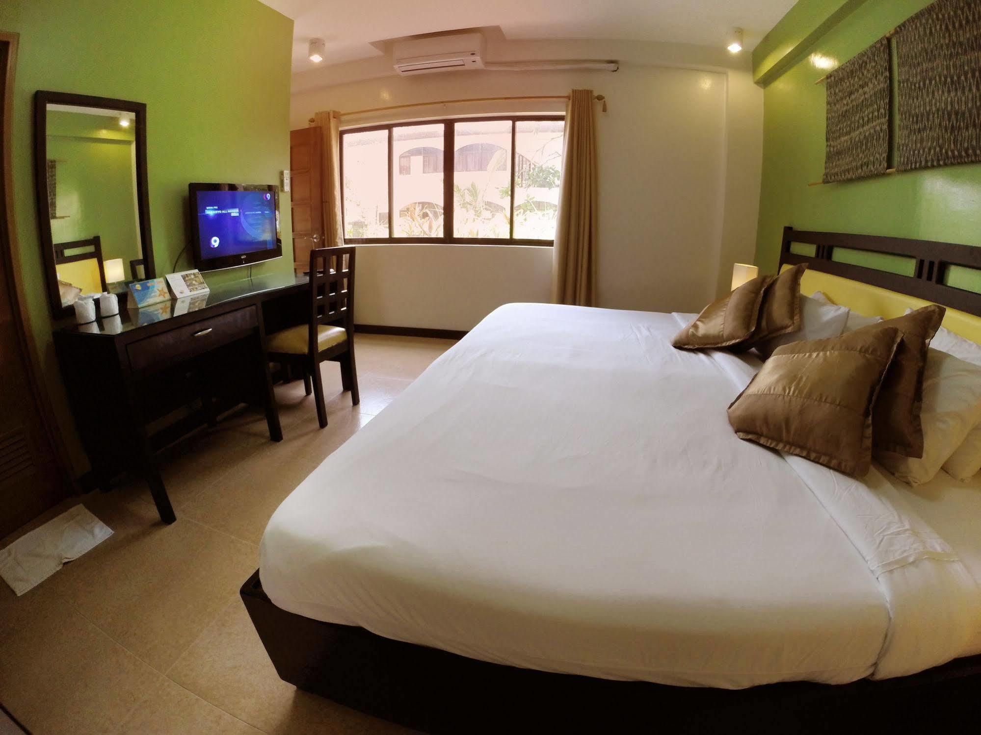 Отель Residencia Boracay Balabag  Экстерьер фото