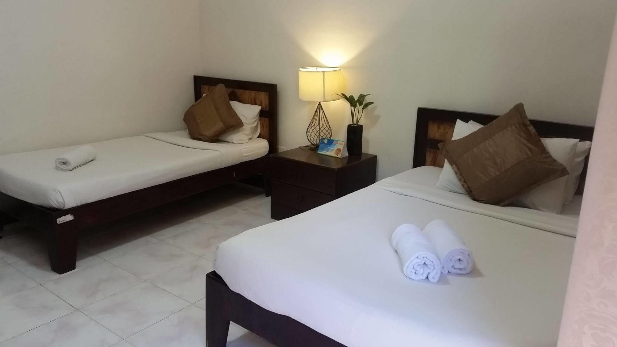 Отель Residencia Boracay Balabag  Экстерьер фото